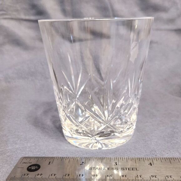 Vintage Crystal Cut Whiskey Tumbler Glass Caesar’s Palace Etched Head Logo Rare - Picture 8 of 8